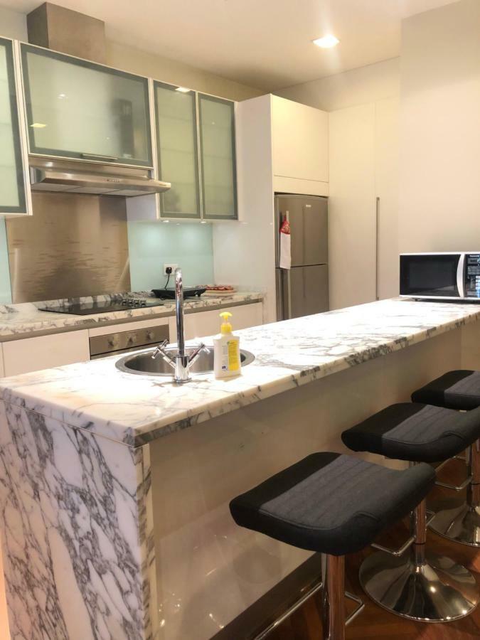 The Suites At Waterside Straits Quay By Plush Bagan Jermal Szoba fotó