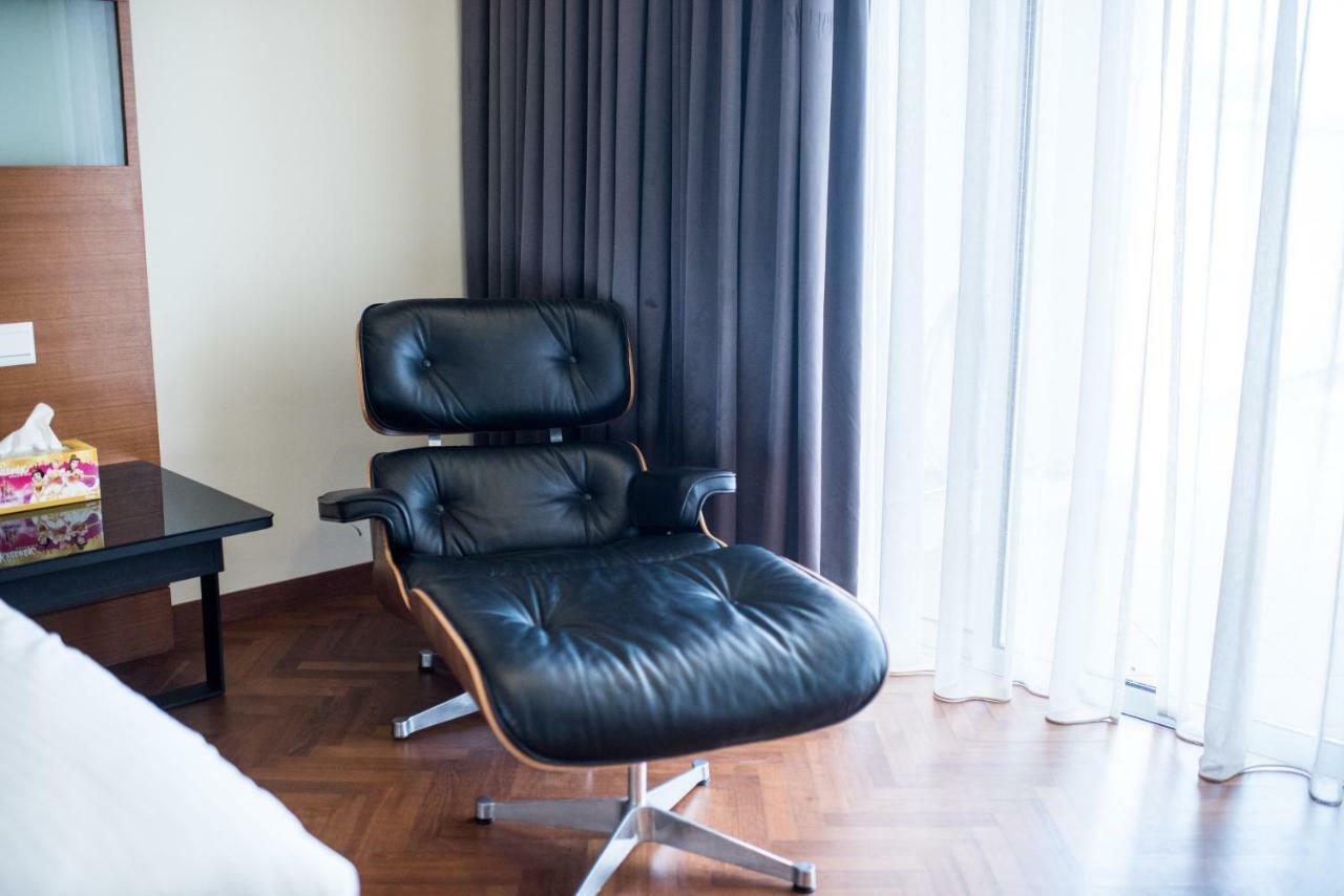 The Suites At Waterside Straits Quay By Plush Bagan Jermal Szoba fotó